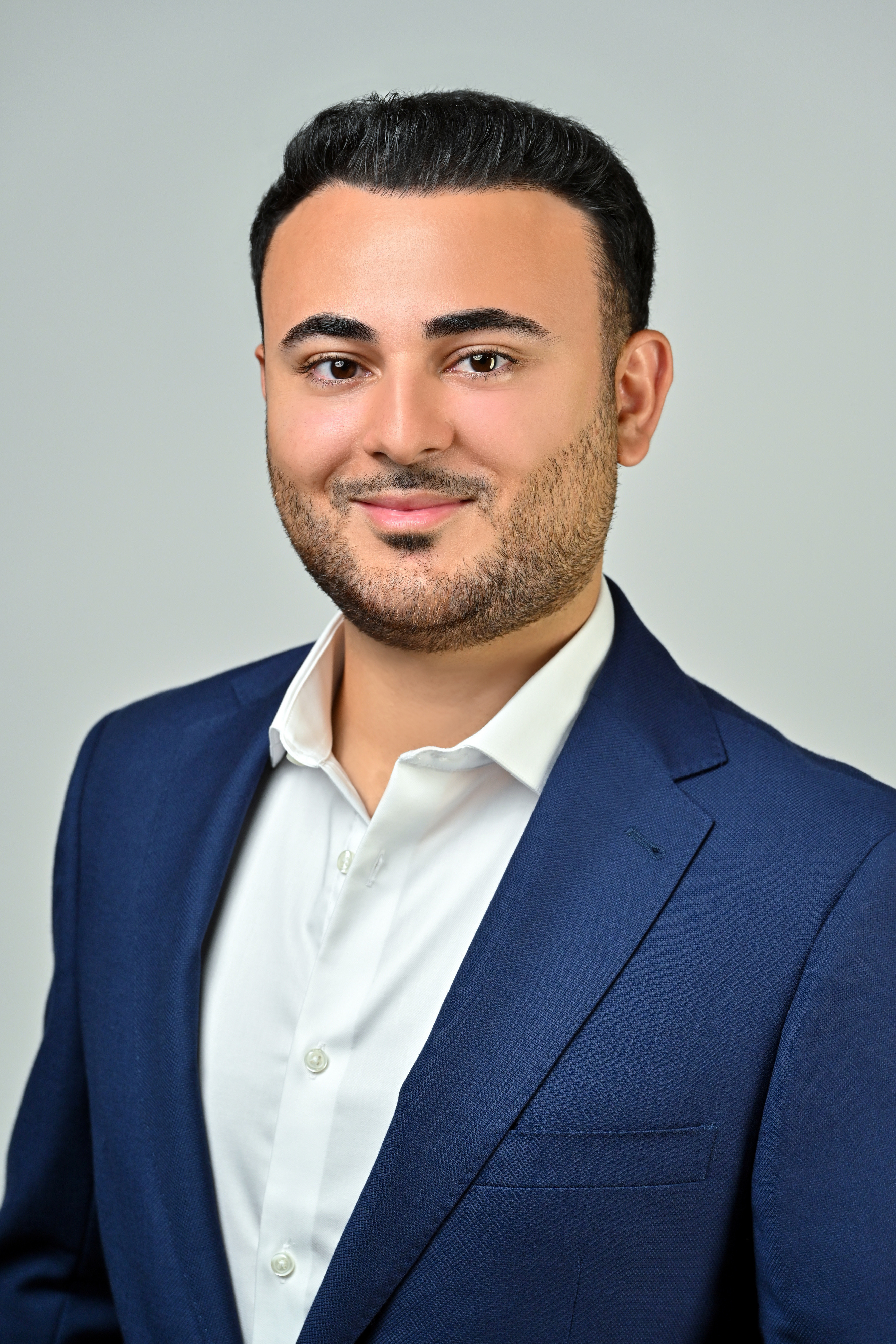 Dr. Michael Ilyasov
